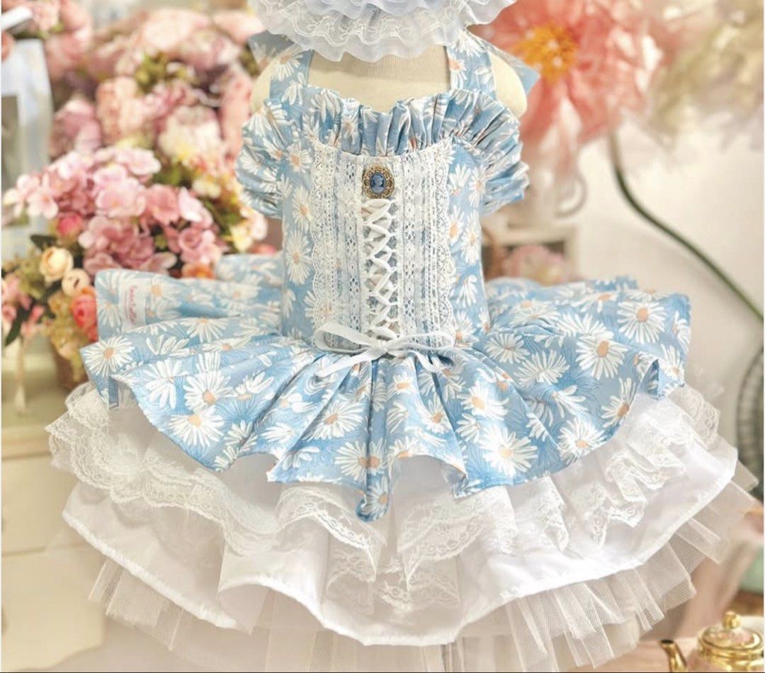 Lovin Bella Ysobelle blue s7 (Category: Babies & Kids Fashion) located in San Fernando. Submitted by wg.lover (Listing ID 1463728076, Image 1). Description: .