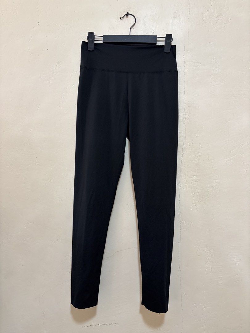 Lovito Black Leggings Size L (Category: Activewear) located in Santa Cruz. Submitted by homedecluttersale (Listing ID 1463640330, Image 1). Description: - Brand: Lovito - Color: Black - Size: L - Material: Comfortable and stretchy - Versatile: Great for workouts or casual wear - Design: Simple and classic - Easy to style: Pairs well with any top.