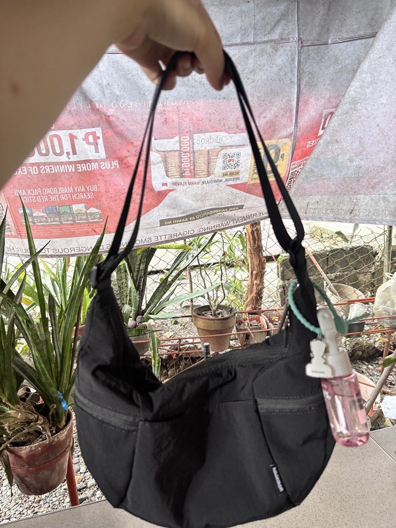 Lulu Slouchy Bag😍 Super pretty😍 (Category: Cross-body Bags) located in Manila. Submitted by anneprlvdbgs (Listing ID 1463624724, Image 3). Description: Huyyy get kayo neto mga sis sobrang ganda😍 perfect sa mga quick errands nyo dami malalagay😍 Lulu Slouchy bag🌸 📌Japan Auction Sourced 🐻 1,680 only LP 📌LIKE NEW / in excellent condition 📌 ACTUAL PHOTO POSTED. What you see is exactly what you get. MOP: GCASH, Maribank & BDO QR MOD: Same day 