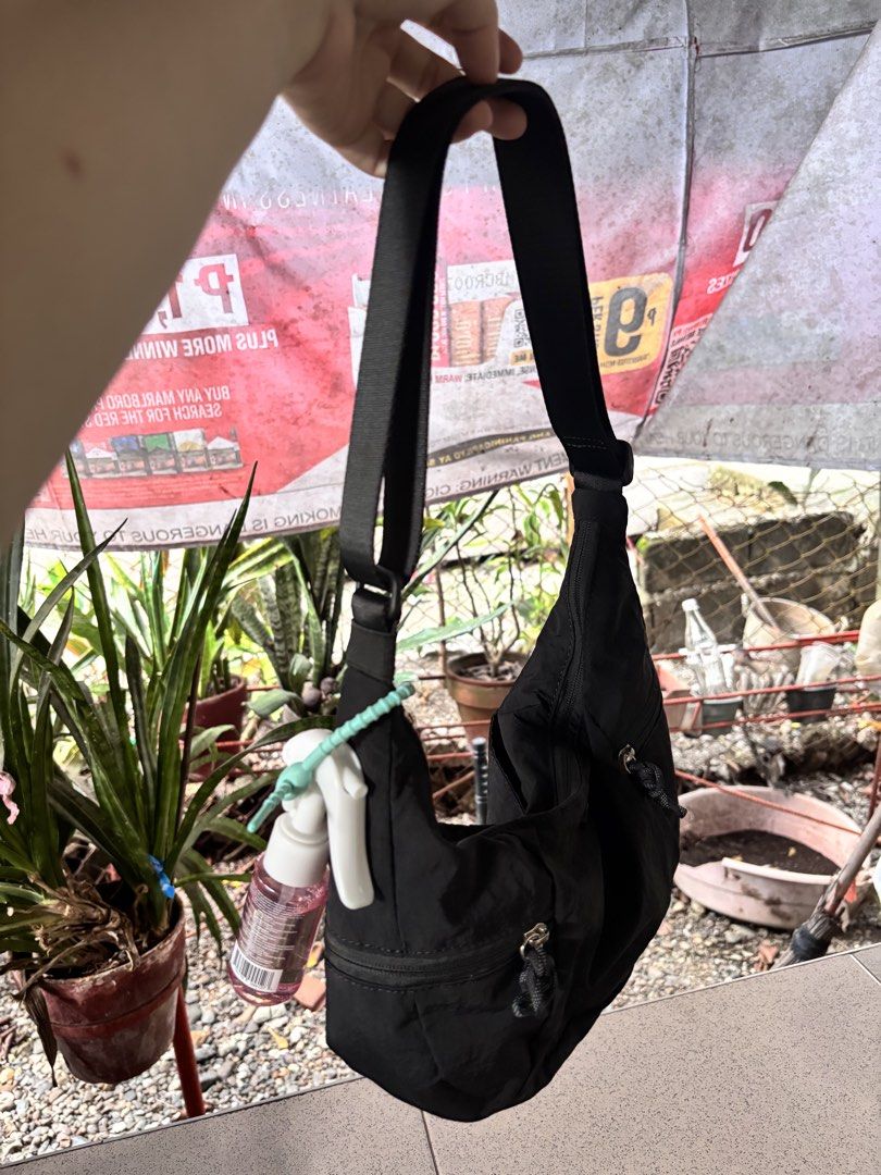 Lulu Slouchy Bag😍 Super pretty😍 (Category: Cross-body Bags) located in Manila. Submitted by anneprlvdbgs (Listing ID 1463624724, Image 2). Description: Huyyy get kayo neto mga sis sobrang ganda😍 perfect sa mga quick errands nyo dami malalagay😍 Lulu Slouchy bag🌸 📌Japan Auction Sourced 🐻 1,680 only LP 📌LIKE NEW / in excellent condition 📌 ACTUAL PHOTO POSTED. What you see is exactly what you get. MOP: GCASH, Maribank & BDO QR MOD: Same day 