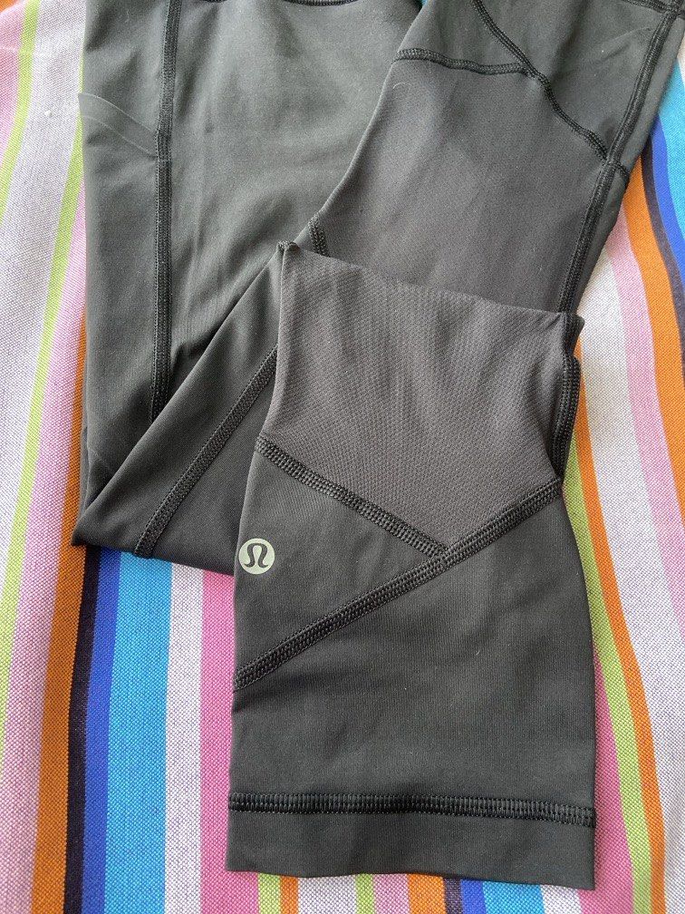 Lululemon black leggings (Category: Activewear) located in Pasig City. Submitted by sandace (Listing ID 1463569626, Image 2). Description: Authentic .
