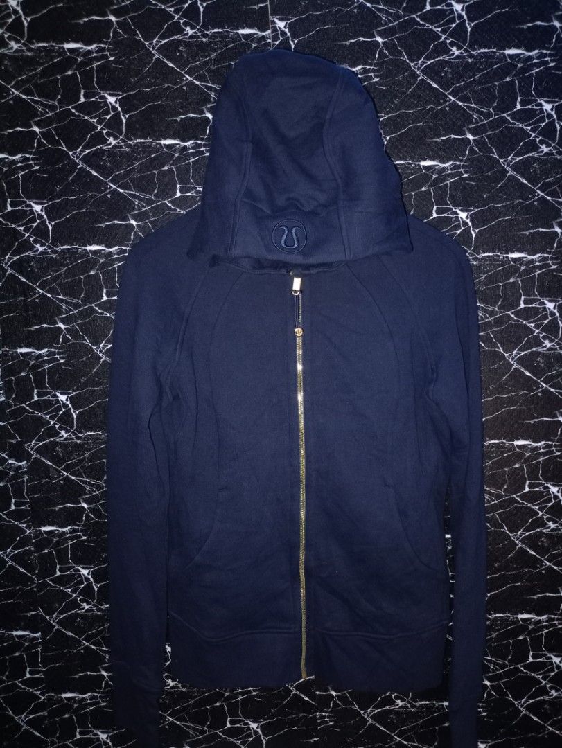 Lululemon Navy Blue Full Zip Hoodie (Category: Coats, Jackets and Outerwear) located in Manila. Submitted by naixhrift (Listing ID 1463700166, Image 1). Description: Lululemon Scuba Full zip Hoodie Lululemon logo detail on hood and back Navy Blue Size 8 pasok sa S to M Length 26 Width 21 1200 plus ship jnt courier payment on gcash for trusted only.
