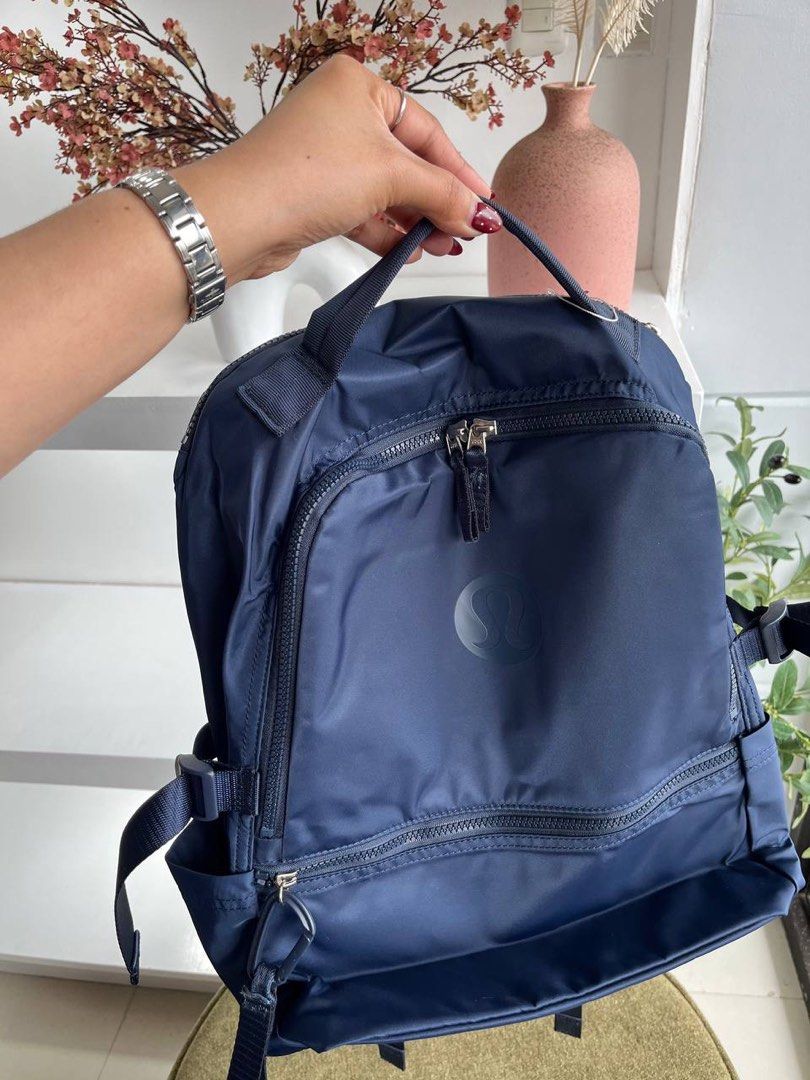 Lululemon New Crew Backpack 22L (Category: Backpacks) located in Binan City. Submitted by pinkykeenshop (Listing ID 1463737142, Image 1). Description: .