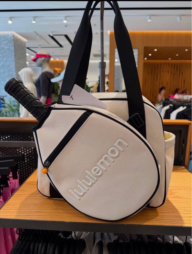 Lululemon Racket Bag 19L (Category: Shoulder Bags) located in Manila. Submitted by mypshopp (Listing ID 1463653810, Image 1). Description: With ecobag 🇻🇳 premium 💯 Actual pic posted !! .