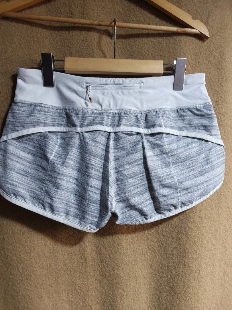 Lululemon Run: Speed Shorts , dot 6 (Category: Activewear) located in Camalaniugan. Submitted by thrifter10 (Listing ID 1463620516, Image 1). Description: .