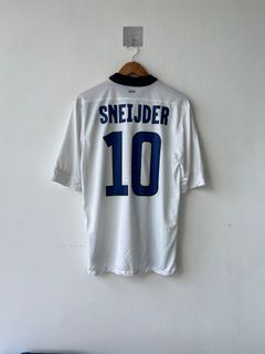 (Category: ) located in . Submitted by sundayfootballshirts (Listing ID 1463629062, Image 1). Description: .