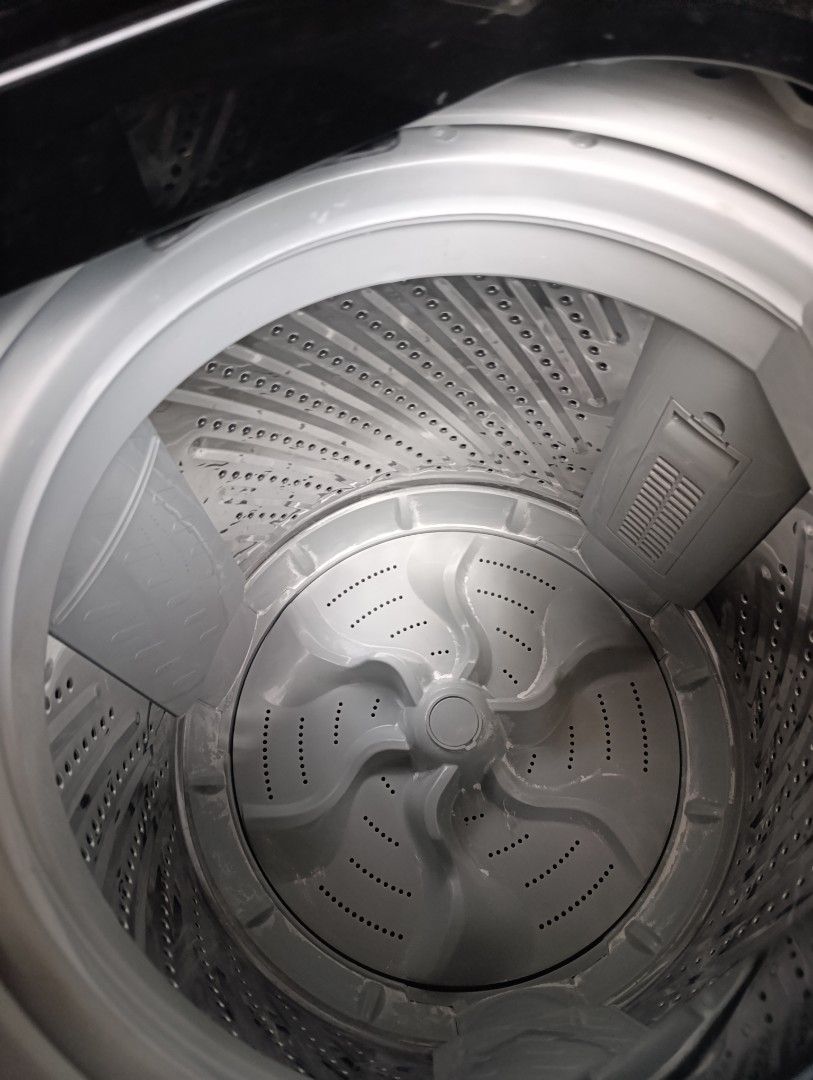 Mabe Top Load Washing Machine (Category: Washing Machines and Dryers) located in Quezon City. Submitted by kuruma_13 (Listing ID 1463653530, Image 2). Description: - Mabe Top Load Washing Machine - Features Fuzzy Logic and 3D Waterfall for efficient cleaning - Multiple Wash Cycles: Normal, Jeans, Basket Clean, Quick, Anti-Wrinkle, Air Dry - Adjustable Water Level and Program Settings - Easy-to-use control panel with Start/Pause and Power buttons 