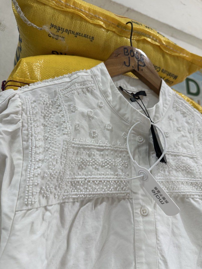 Maje Longsleeves (Category: Longsleeves) located in Baliuag. Submitted by thrift.king.ph (Listing ID 1463614448, Image 3). Description: Maje Longsleeves Excellent condition Chest 19 (s-m) Length: 31 Hem: 20 Shoulder: 15 Sleeve length: 22.