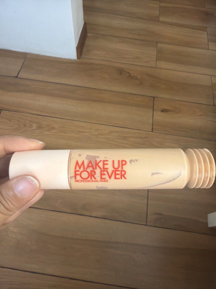 Make up forever skin tint 4 (Category: Makeup) located in Quezon City. Submitted by destashingmycloset (Listing ID 1463577200, Image 1). Description: .