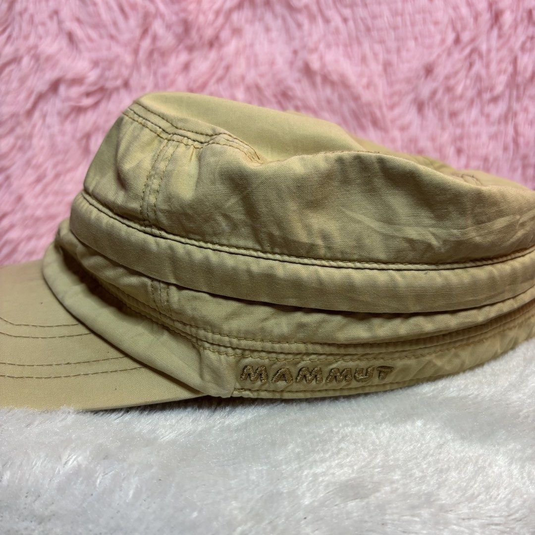 Mammut (Category: Caps & Hats) located in Banga. Submitted by akosiloco (Listing ID 1463685828, Image 3). Description: Mammut Plus sf.