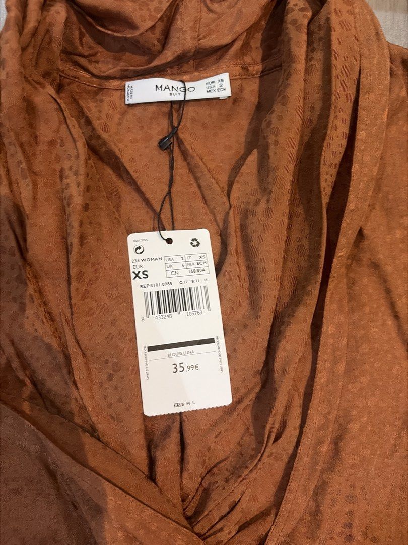 Mango co ords (Category: Sets or Coordinates) located in Las Pinas. Submitted by sharine0518 (Listing ID 1463557764, Image 2). Description: Brand new mango Store bought Lose top in xs Pants size 34 .