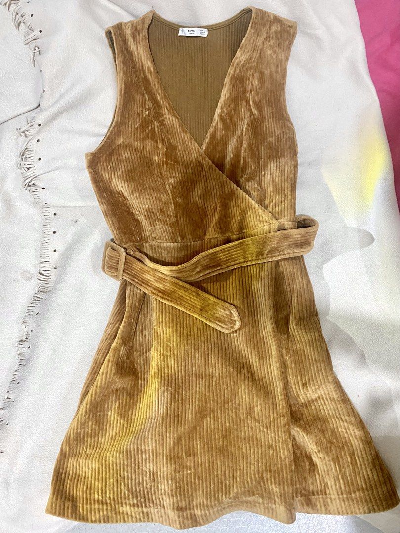 MANGO CASUAL DRESS LARGE (Category: Dresses) located in Quezon City. Submitted by racbln (Listing ID 1463677592, Image 1). Description: .