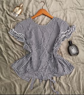 (Category: ) located in . Submitted by closetnikikay (Listing ID 1463689707, Image 1). Description: .