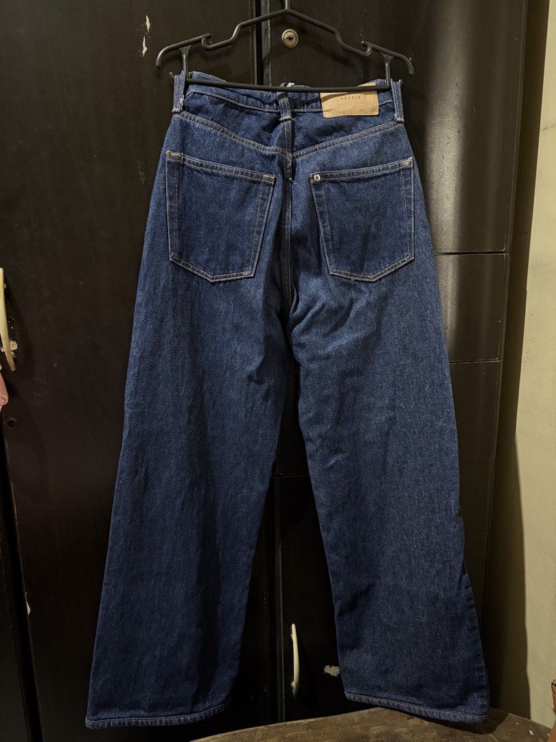 Mango Wideleg pants (Category: Jeans) located in Binan City. Submitted by aandrea.nicolee (Listing ID 1463566279, Image 3). Description: fits 23-24, nonstretch.