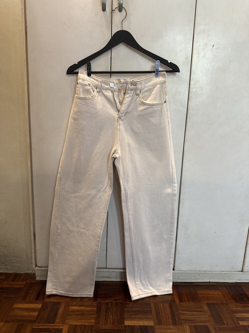 Mantou Cream Straight Leg Jeans (Category: Jeans) located in Manila. Submitted by andromedanny (Listing ID 1463611428, Image 1). Description: - Cream colored wide leg jeans - Brand: Mantou (Local!) - Closure: Button and zip - Pockets: Two front, two back - Detail: Brown stitching - RFS: Decluttering.