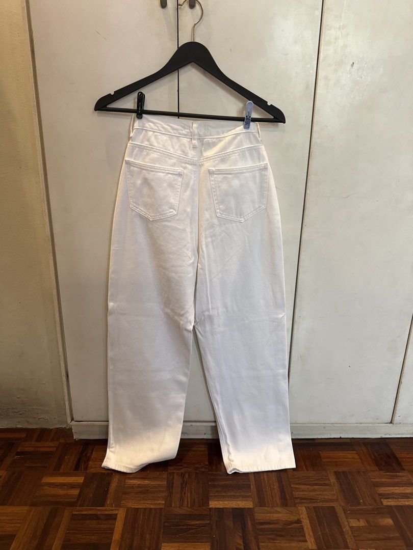 Mantou White Straight Leg Jeans Size S (Category: Jeans) located in Manila. Submitted by andromedanny (Listing ID 1463611213, Image 3). Description: - Brand: Mantou (Local!) - Color: White - Style: Wide leg, high waisted, straight leg cut - Material: Comfortable denim - RFS: Decluttering.