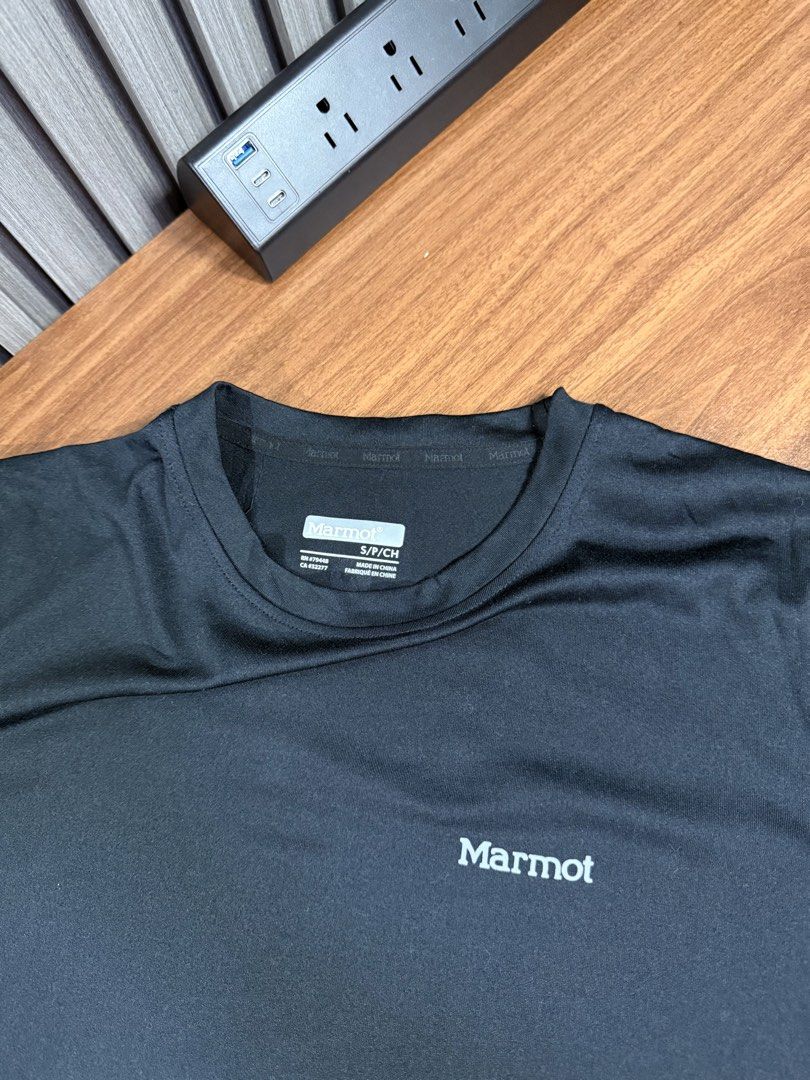Marmot Drifit (Category: Activewear) located in Bulacan. Submitted by jomar_0705 (Listing ID 1463593981, Image 3). Description: Marmot Drifit Small on tag W20 L26 Excellent No issue.