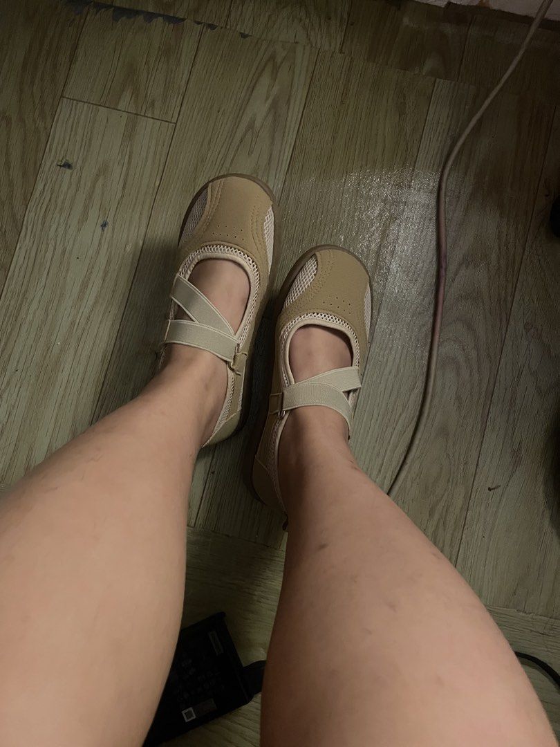 Mary Jane Flats with Elastic Straps (Category: Flats & Sandals) located in Manila. Submitted by mushiyuna (Listing ID 1463719317, Image 3). Description: I bought this for a camping trip but late na dumating. Selling it on a lower price nalang! - Easy to wear tan flats - Secure fit with elastic criss-cross straps - Breathable mesh panels on the sides - Convenient pull tabs at the heel - Perfect for everyday comfort - Selling as they are no longer 