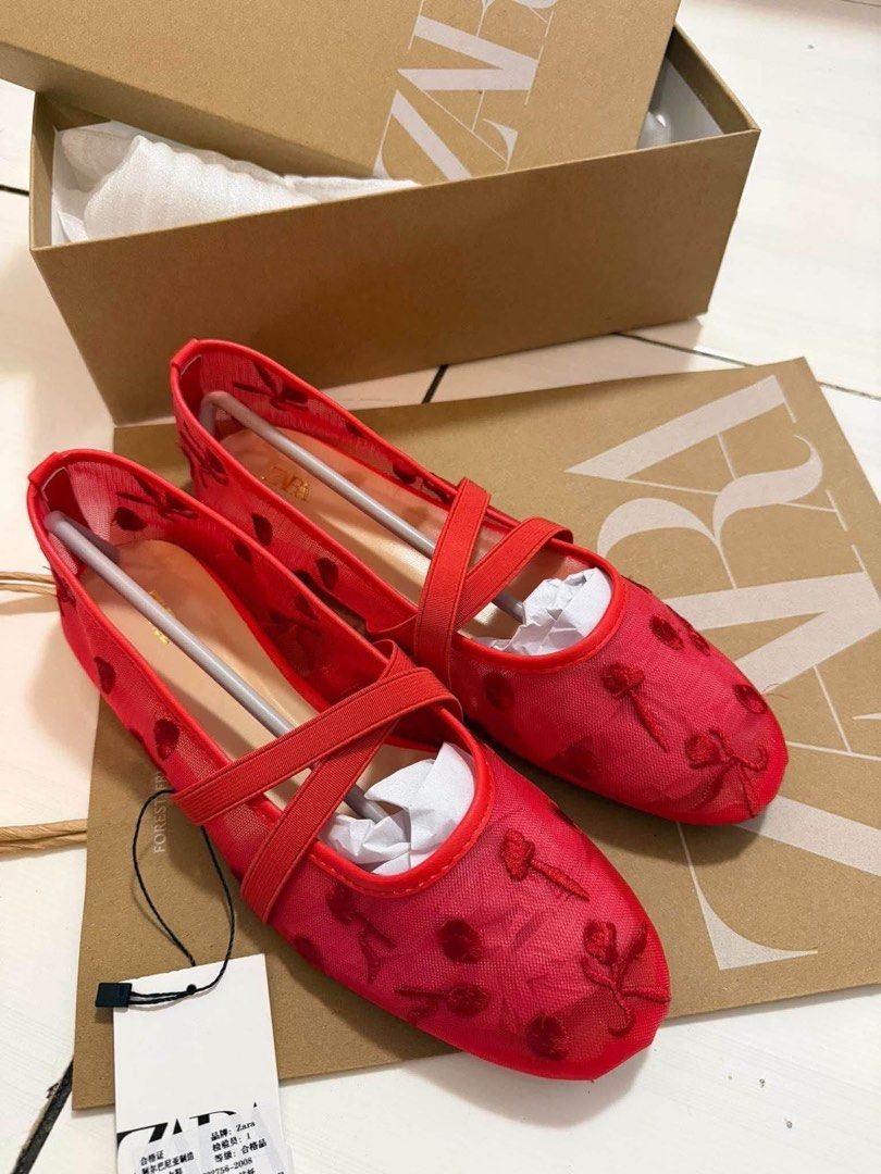 Mary Jane inspired flats (Category: Flats & Sandals) located in Quezon City. Submitted by maleja07 (Listing ID 1463602440, Image 1). Description: Available sizes: 36 to 39 Lightweight and easy to wear Perfect for casual outings, dates, travel, and everyday looks .