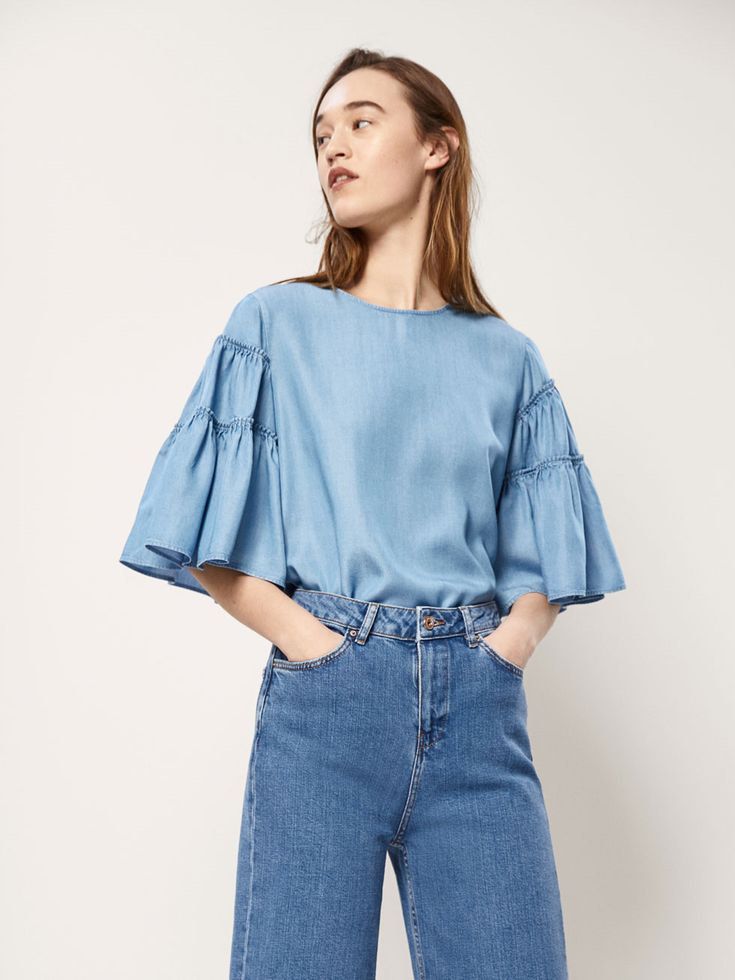 Massimo Dutti Lyocell Blouse (XS to S) (Category: Blouses) located in Baguio. Submitted by yanadelle (Listing ID 1463664826, Image 1). Description: Location: Baguio City Material: 100% Lyocell Size: XS to S Made in Portugal Measurements laid flat: W 17” L 24” No issues. .