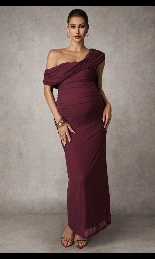 Maternity Formal Long Dress (Category: Evening dresses & gowns) located in Santa Rosa. Submitted by shopjimstuff (Listing ID 1463615403, Image 1). Description: Fits S frames Material is stretchable Originally an XS frame pre pregnancy and size S is ideal with my bump Message for actual when worn photos! .