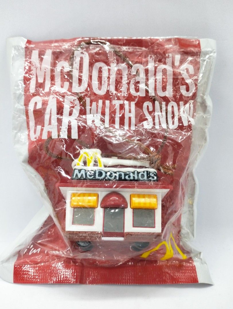 McDo Japan release 2010 Christmas Version Food Strap (Category: Other Merchandise) located in Baguio. Submitted by toys_of_yesteryear (Listing ID 1463708350, Image 2). Description: LOCATION: Baguio City PRICE: 450.00 each + sf DESCRIPTION: 👉 Christmas version food strap. McDo Japan release 2010 CONDITION: 👉 New 👉 Item description is subjective so buyers are encouraged to rely on their judgement based on the pictures posted before buying. Actua