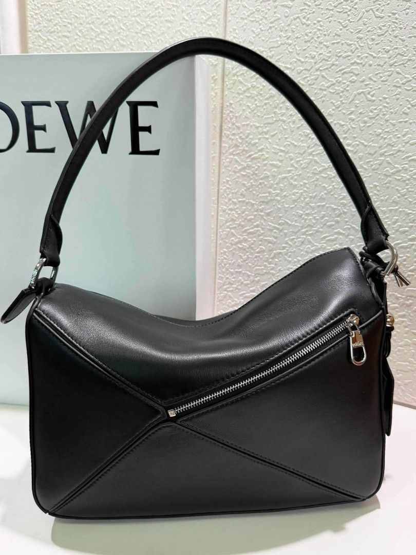 Medium Featherlight Puzzle Bag - Black (Category: Cross-body Bags) located in Marilao. Submitted by shopforyouph (Listing ID 1463394751, Image 3). Description: size 30cm complete inclusion with dustbag cards and box detailed photos posted 🔝premium.