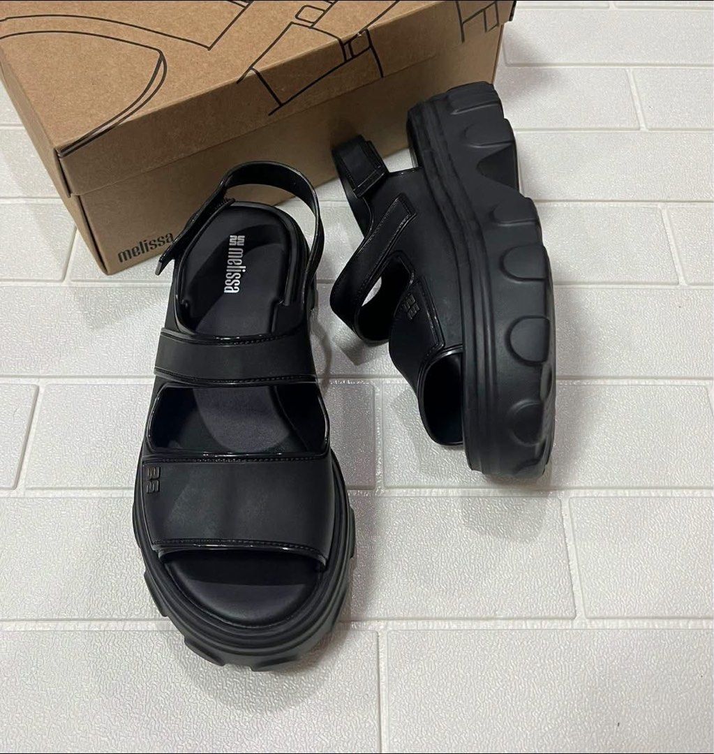 Melissa Ella Move Platform US7,8,9 BRANDNEW (Category: Wedges) located in Taguig. Submitted by melissacollection.ph (Listing ID 1463741725, Image 1). Description: .