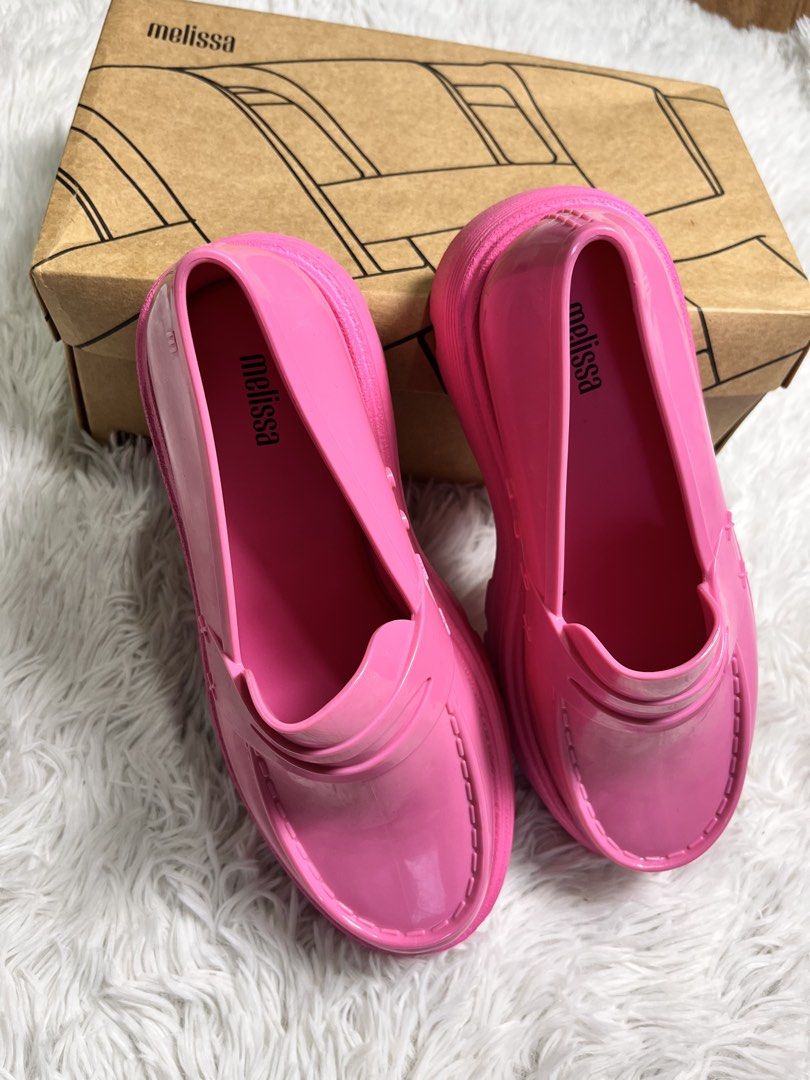 Melissa Pink Platform Loafers Shoes size 8 (Category: Loafers) located in Taguig. Submitted by renigiclothingshop_04 (Listing ID 1463631789, Image 2). Description: - Brand: Melissa - Style: Pink platform loafers - Material: Signature jelly material - Features: Chunky sole, trendy design - Condition: Brand new, never worn - Includes: Original box.