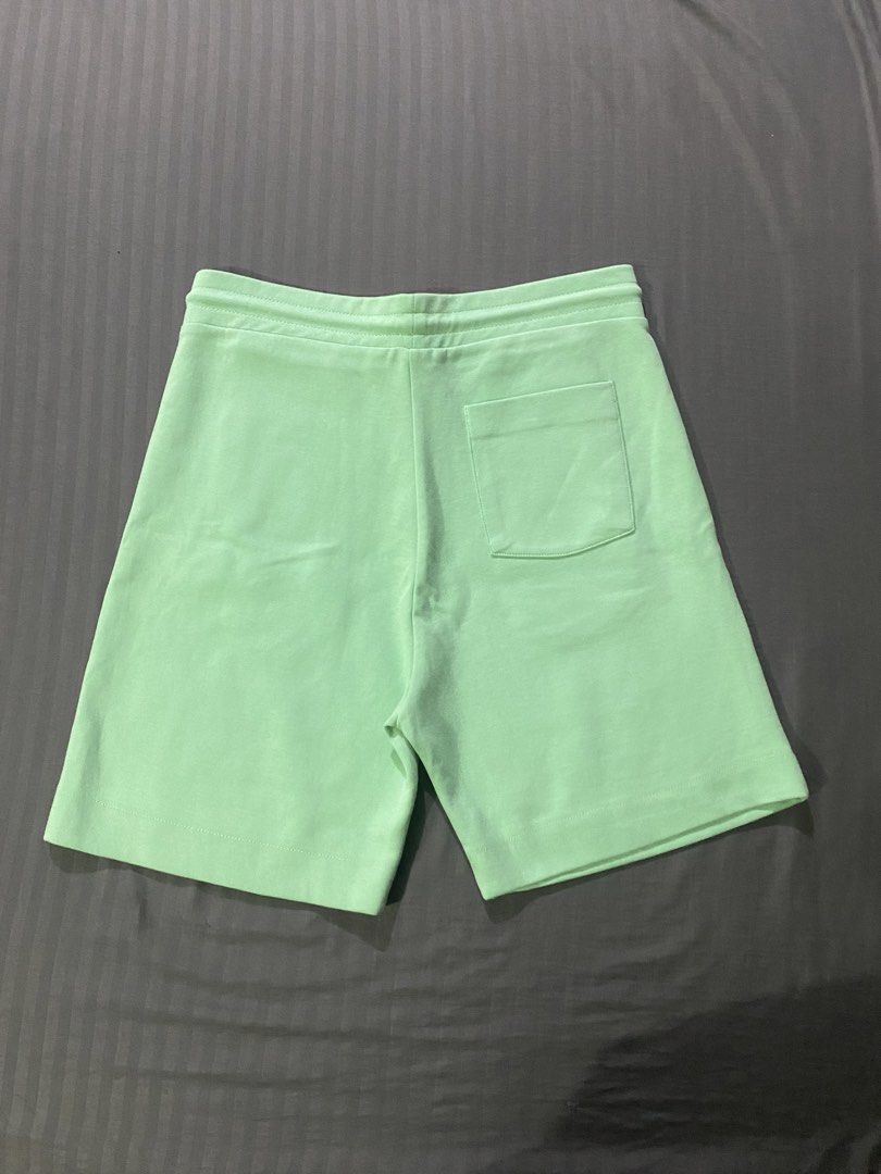 Men’s Sweat Shorts (Category: Shorts) located in Mandaluyong City. Submitted by aiztyle (Listing ID 1463601471, Image 3). Description: Zara Sweat Shorts Large on tag Measurement: Waist 32”-34” Length 20” Super SALE Php250.00 only #followers #highlight #everyone #notify.