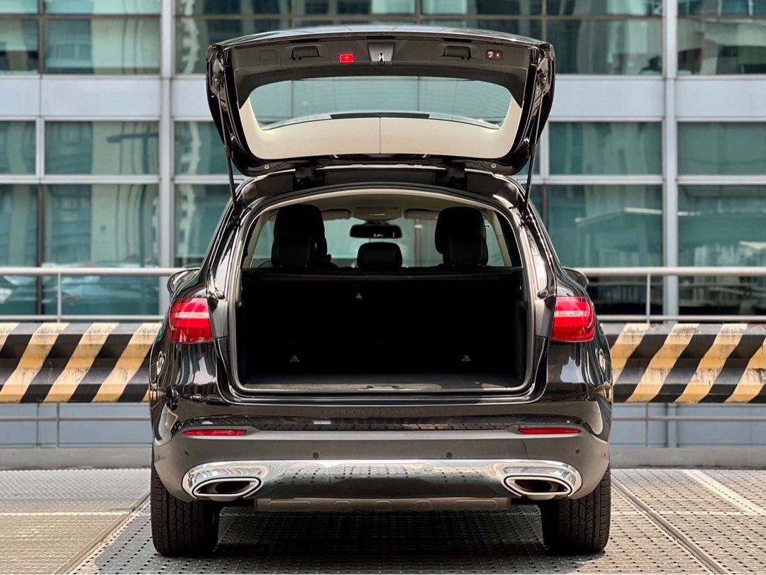 Mercedes-Benz GLC200 (A) (Category: Used Cars) located in Makati City. Submitted by maby_latido05 (Listing ID 1463703010, Image 3). Description: 2017 Mercedes Benz GLC200 2.0 Gas AT‼️🔥 30%DP - 375,000 Php 2yrs - Php 59,000 3yrs - Php 42,000 4yrs - Php 35,000 Chattel and Insurance Included 💯FREE Transfer of Ownership 💯FREE Detailing 💯FREE Bank Processing 💯 Legit Mileage ✅ No Mileage Tampering Guaranteed! 1st Owner Push Start 2.0 Gas Engine Re