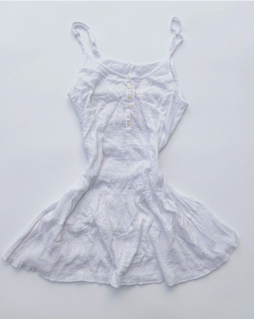 Mini cutee dress on Jeans (Category: Sleeveless) located in Quezon City. Submitted by lys_picks (Listing ID 1463685958, Image 1). Description: can fit xs-m no issuee like new, washed already 💕.