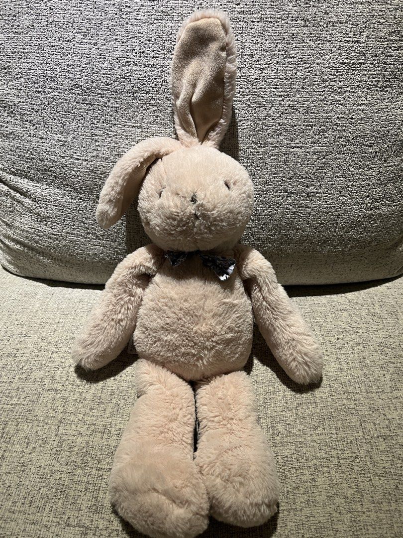 miniso bunny rabbit with bow tie knot plush (Category: Plushies & Soft Toys) located in Quezon City. Submitted by giytan (Listing ID 1463652131, Image 1). Description: around 27cm/10.6inches is beige n has a blue patterned bowknot/tie.