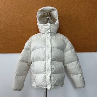 （分類：）位於 。 由 lion_resells 提交（商品編號 1463645896，圖片 1）。簡介： 。