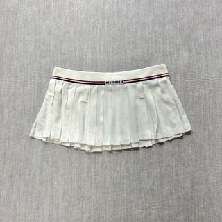 （分類：）位於 。 由 lion_resells 提交（商品編號 1463661446，圖片 1）。簡介： 。