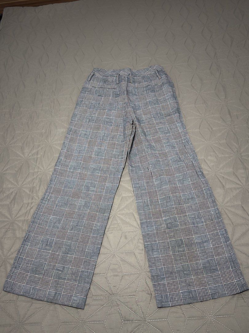 Mizu Vogue - Wide-leg pants (Category: Jeans) located in Batangas. Submitted by aevumi (Listing ID 1463732671, Image 2). Description: Condition: Never used Selling this item as I’ve never had the chance to use it. It has been kept in storage for some time, so there are some stains/marks from storage. Please check the photos carefully for the actual condition. ✨ Never used ✨ Stored for a while ⚠️ Has some stains/marks due to storage 📸 What you se