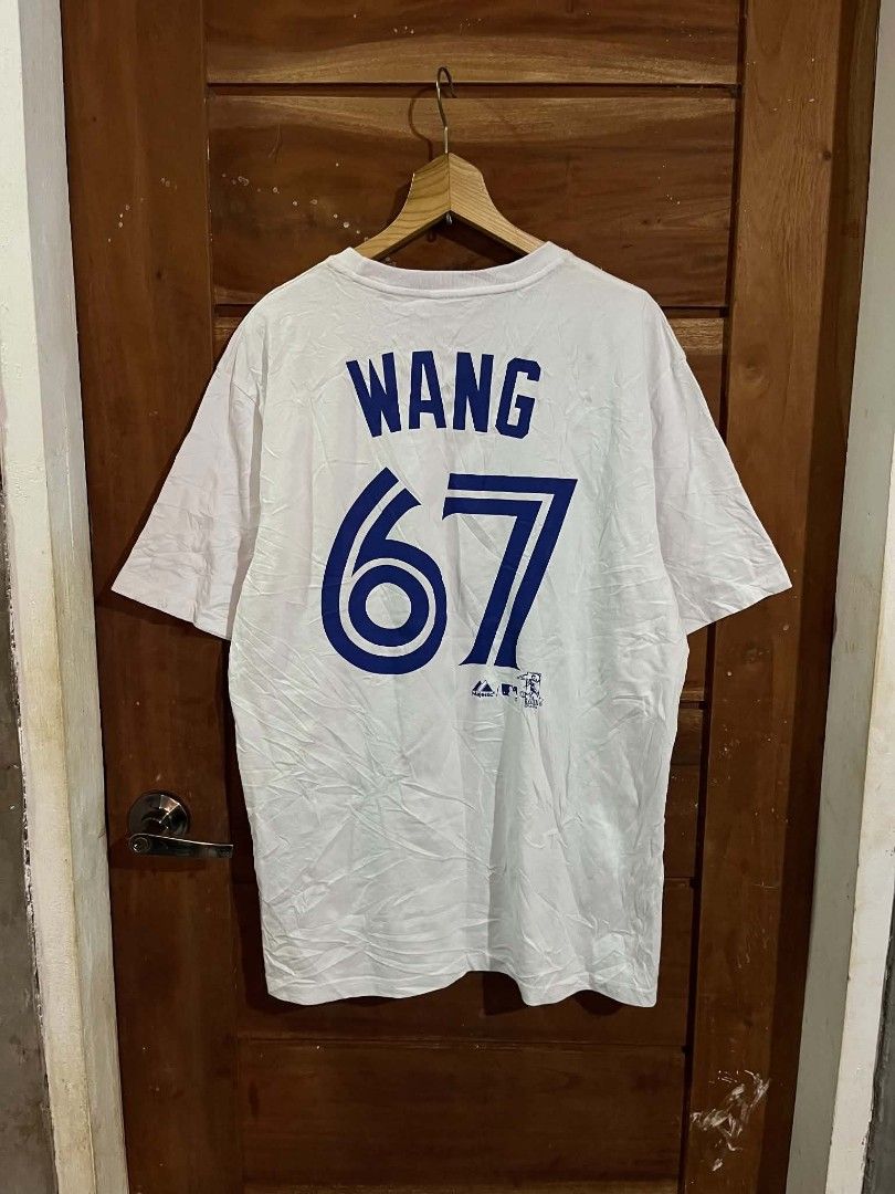 MLB BLUE JAYS (Category: Activewear) located in Tagum. Submitted by danelle_closet1106 (Listing ID 1463649351, Image 2). Description: EXCELLENT SIZE:XL ISSUE:CUT NECK TAG ONLY NEED WASH ONLY.