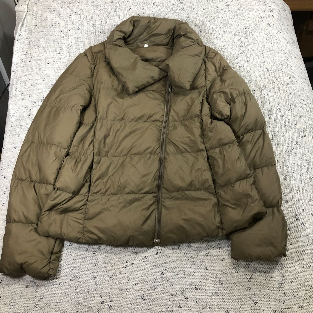 MUJI Beige Nylon Lightweight Down Jacket Size Large (Category: Coats, Jackets and Outerwear) located in Santa Rosa. Submitted by sergids (Listing ID 1463693079, Image 2). Description: MUJI Beige Nylon Lightweight Down Jacket Size Large Great condition. Check fitting tops to ensure this fits you. Dimensions below are exact measurements, see pics as well for comparison. 9/10 Condition and Colorway Dimensions: Check pic slide for actual size and dim