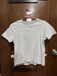 (Category: ) located in . Submitted by clothescarousel (Listing ID 1463684330, Image 1). Description: .