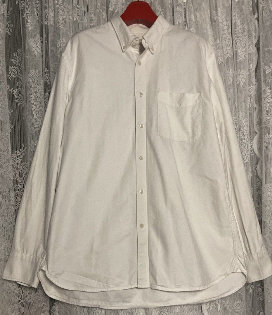 MUJI White Button-Down Polo Longsleeve (Category: Formal Shirts) located in Caloocan City. Submitted by declutteringph. (Listing ID 1463705411, Image 2). Description: Size XL on the tag! Dimensions: (inches) Shoulder width: 19” Bust width: 22” Body Length: 31” Sleeves Length: 25”.