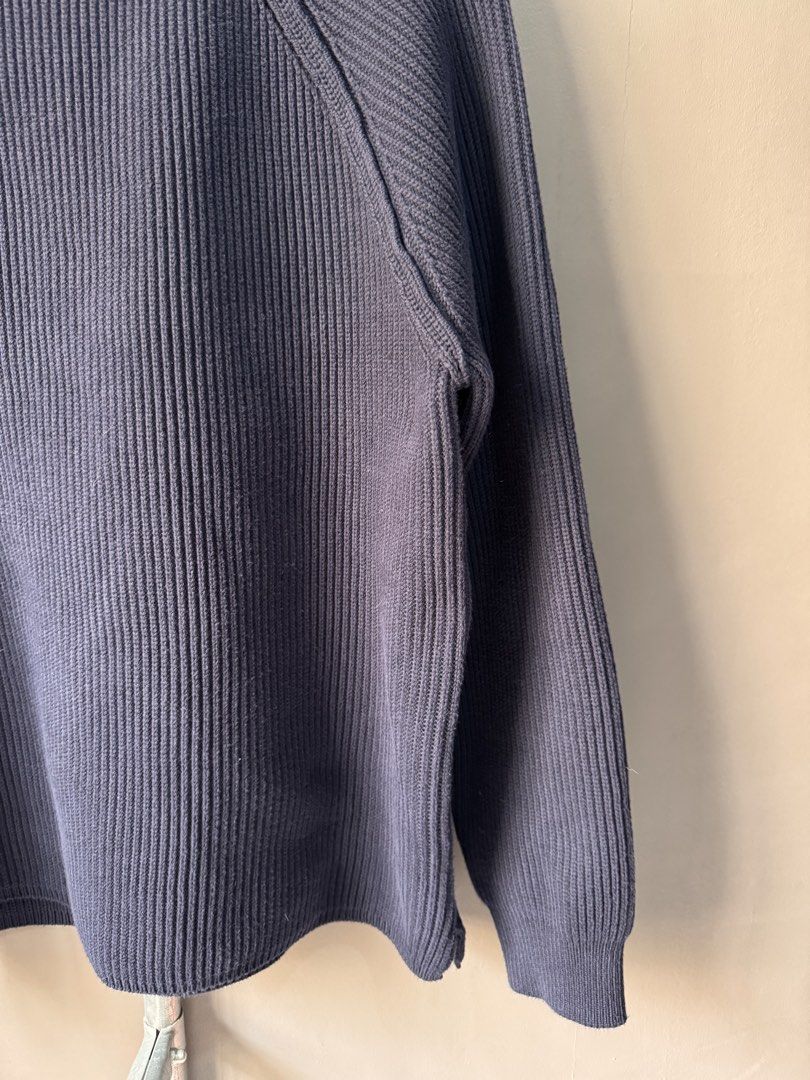 Nanamica - Cable Knit Sweatshirt (Category: Coats, Jackets and Outerwear) located in Cabuyao City. Submitted by _streetflavor (Listing ID 1463674445, Image 3). Description: Nanamica - Cable Knit Sweatshirt Excellent Size: 32 fits M-L Length: 27 Width: 22.5 -1,880 pesos Dm.