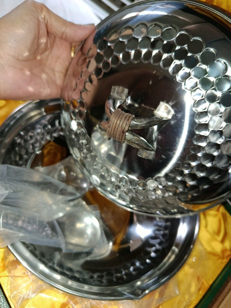 Native Dimpled Stainless pot with cover and 2 small laddle (Category: Cookware & Accessories) located in Quezon City. Submitted by kristal68 (Listing ID 1463650651, Image 3). Description: with box.
