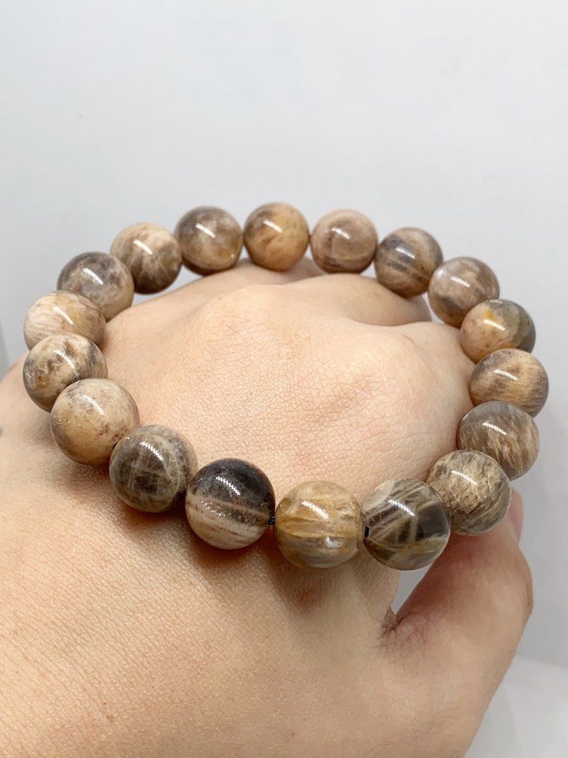 Natural High Grade Double Flash Sunstone with Moonstone • (Category: Bracelets) located in Cabanatuan. Submitted by cm.yen (Listing ID 1463629518, Image 3). Description: “FOR NEW BEGINNINGS, BRINGS WARMTH, POSITIVITY, GOODLUCK, PERSONAL POWER, PROMOTES WEALTH AND RECEIVE LOVE & SUPPORT WITH GRATITUDE” ❀ Natural High Grade Double Flash Sunstone with Moonstone • P 1780 | Natural Stone 💯 | 12MM ✨ - - - 𝓟𝓻𝓸𝓹𝓮𝓻𝓽𝓲𝓮𝓼 - - -✨ Stone of Radiance 