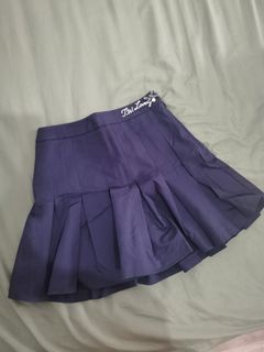 (Category: ) located in . Submitted by clarizas.closet (Listing ID 1463693844, Image 1). Description: .