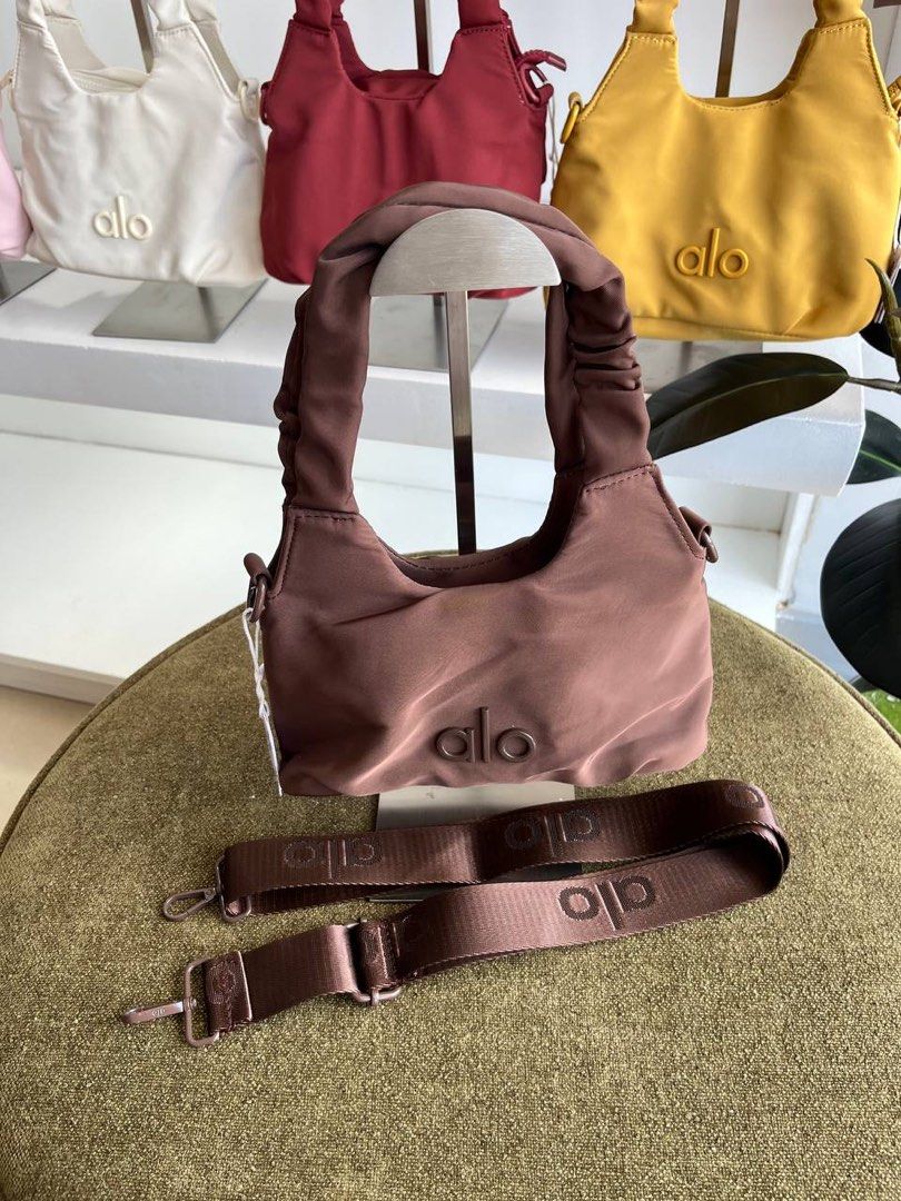 New Alo Bag (Category: Cross-body Bags) located in Binan City. Submitted by pinkykeenshop (Listing ID 1463704711, Image 1). Description: .
