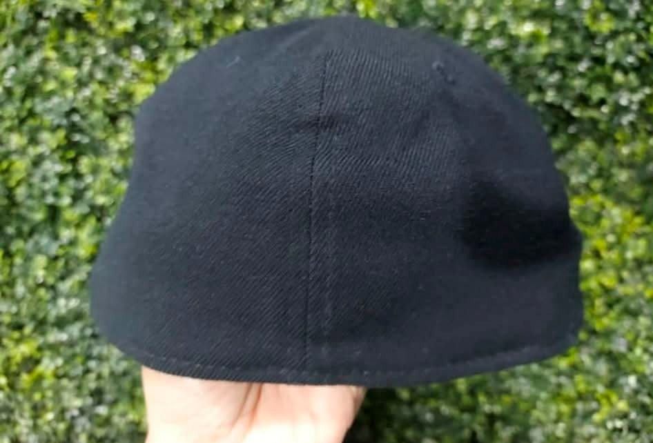 New Era NFL Cap (Category: Caps & Hats) located in Cainta. Submitted by patrickwilsonstore (Listing ID 1463609704, Image 2). Description: New Era cap NFL Size: small-medium Color: black Slightly used SRP: 2k-2500 Selling price: 1,099 neg.