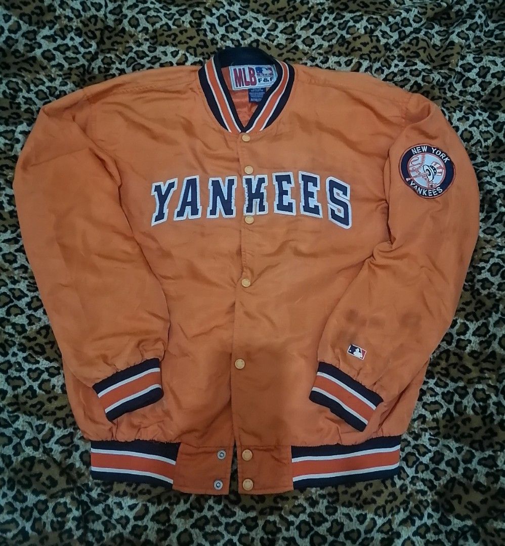 New York Yankees (Category: Coats, Jackets and Outerwear) located in Cebu City. Submitted by roadthrift (Listing ID 1463601995, Image 1). Description: .