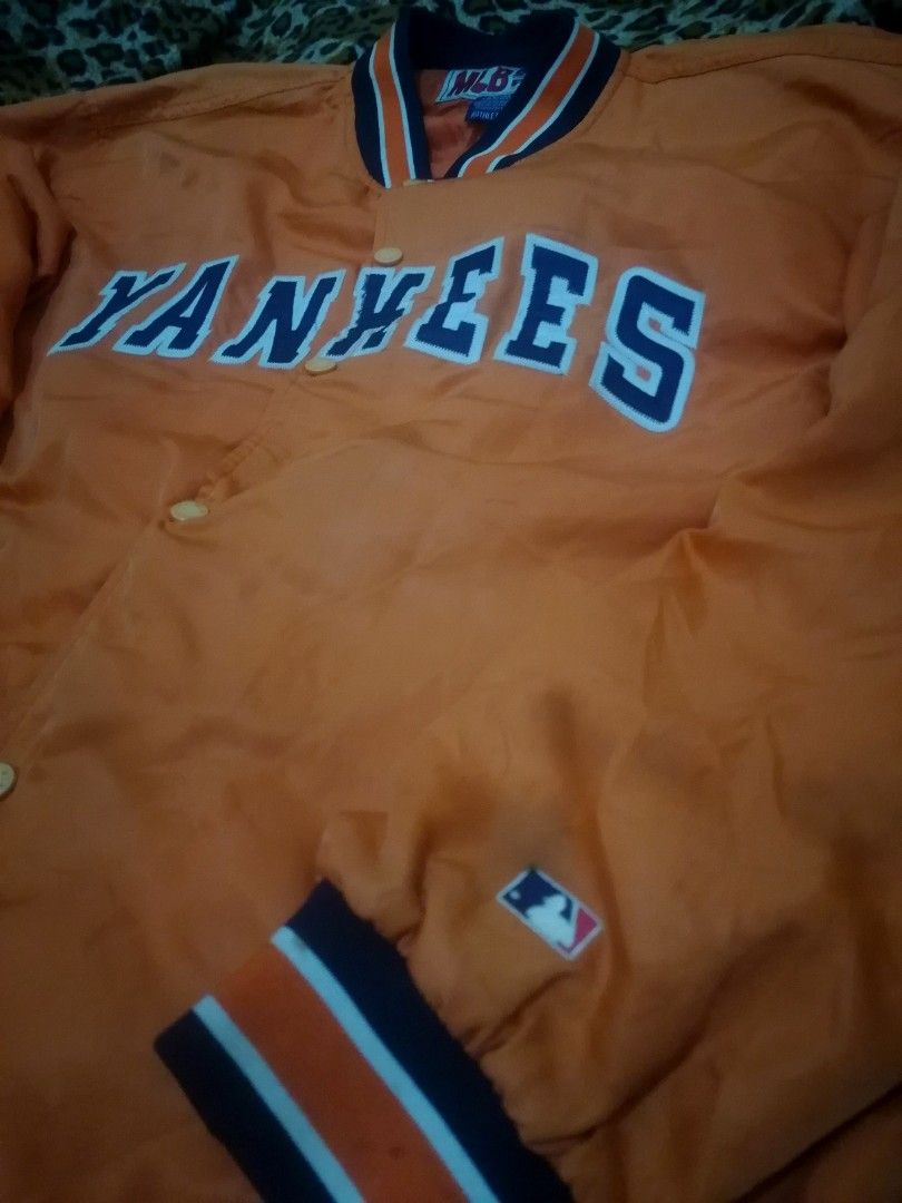 New York Yankees (Category: Coats, Jackets and Outerwear) located in Cebu City. Submitted by roadthrift (Listing ID 1463601995, Image 3). Description: .