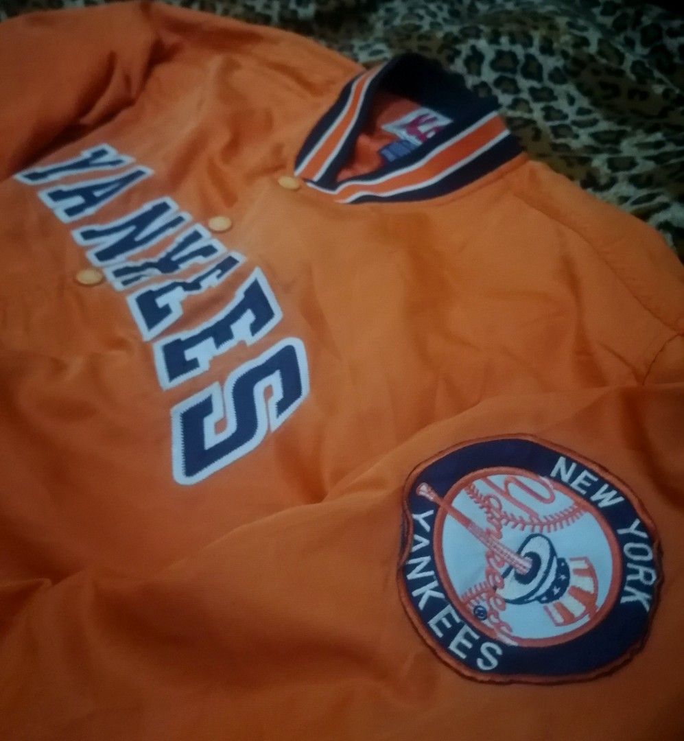 New York Yankees (Category: Coats, Jackets and Outerwear) located in Cebu City. Submitted by roadthrift (Listing ID 1463601995, Image 2). Description: .