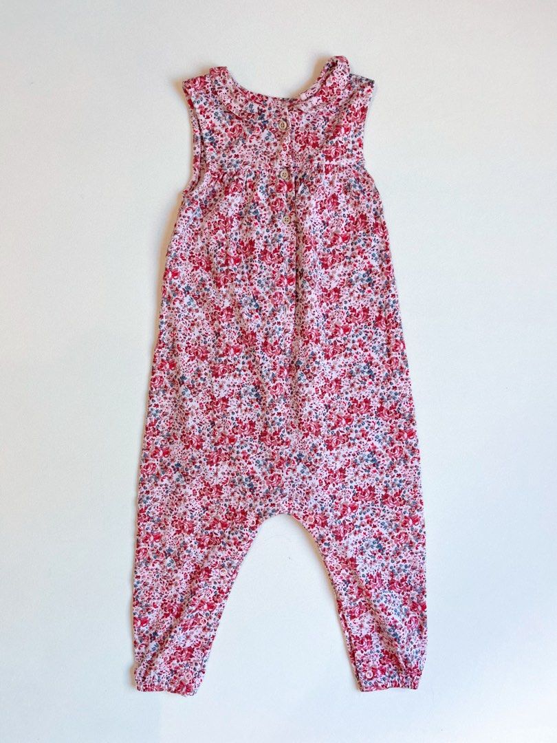NEXT 🇬🇧 Floral Overalls 3-4 Y (Category: Babies & Kids Fashion) located in Bayombong. Submitted by whimsystuff (Listing ID 1463623080, Image 1). Description: NEXT 🇬🇧 Floral Overalls snap-crotch 2-3 Y on tag, best fits 3-4 Y Bnew, unused.